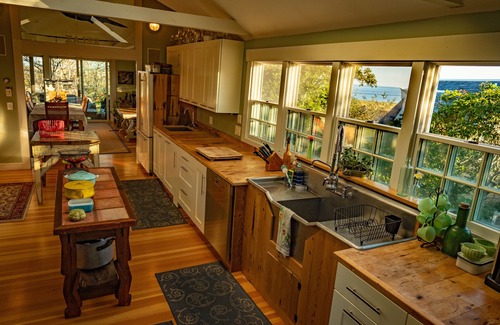 Provincetown Casa | Septiembre, octubre ¡disponibilidad! Vistas panorámicas, piscina climatizada, jacuzzi y sauna!