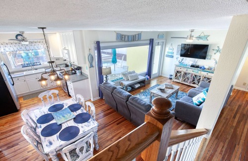 Ormond Beach Casa | Seaside Serenity Oceanfront Pool Home