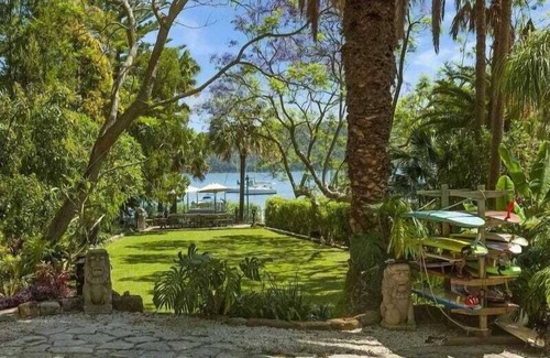 Palm Beach Casa | Seaside serenity: total privacy amidst breathtaking natural beauty.