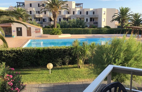 Saint-Cyprien Plage Apartamento | St cyprien. Estudio cabina 27m2 terraza, vista mar y piscina