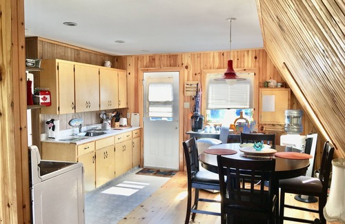 Hampton Cabaña | Seaside Summer Cottage
