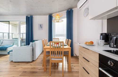 Gdynia Apartamento | Seaside Terraces 13 | 10 Guests |AC | Parking