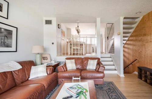 Fernandina Beach Casa | Seaside Townhouse W Pool & Beach Access