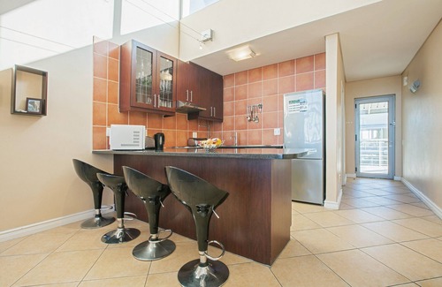 Bloubergstrand Apartamento | Seaside Village B24 by CTHA