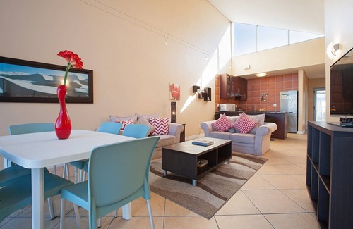 Bloubergstrand Apartamento | Seaside Village B24 by CTHA