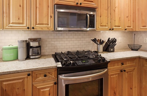 Old Farm District Casa | Seasonal Community Pool & Park, Fenced Yard