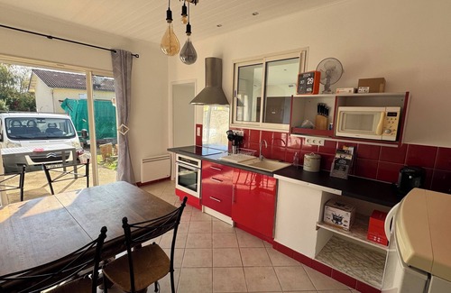 Chatuzange-le-Goubet Casa | Seasonal rental maisonnette