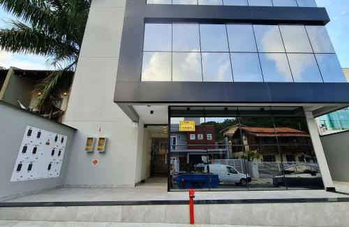 Praia dos Amores Apartamento | Seasons BC