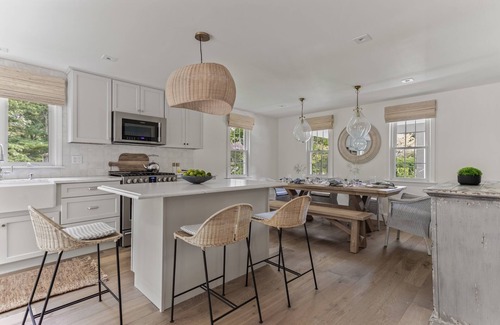 Osterville Casa | Seasons by the Sea: Fully Renovated Luxury Cape Cod Home