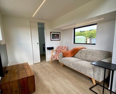Surat Bay Casa | Seaspray Cabin