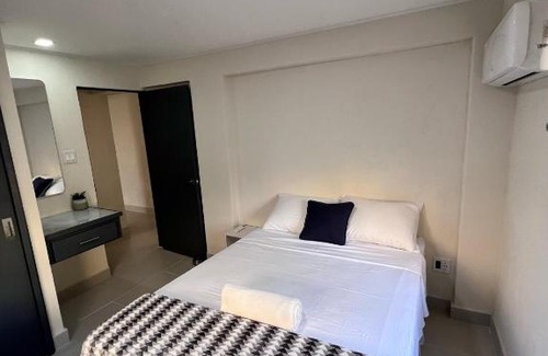 Douglas Apartamento | Seavetri at Golden Mile