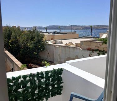 Qawra Apartamento | Seaview, 2 Bedroom Semi-Villa