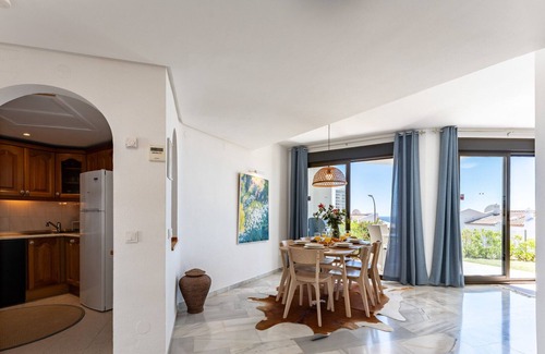 Torrequebrada Chalet De Esquí | Seaview/3BED/Sauna/Pool/Parking