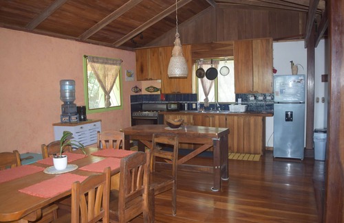 Chiguata Cabina | Seaview at Playa Chiquita Wildlife Lodge above Canopy