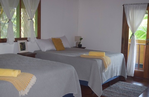 Chiguata Cabina | Seaview at Playa Chiquita Wildlife Lodge above Canopy