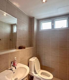 Kram Apartamento | Seaview Condominium A12