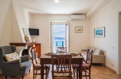 Cala Gonone Apartamento | Seaview House Cala Gonone