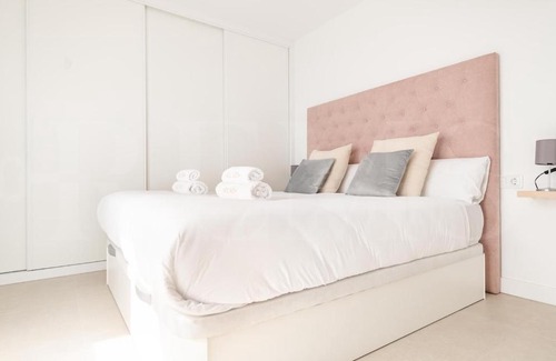Carihuela Casa | Seaview house with rooftop pool, game room, parking REMS