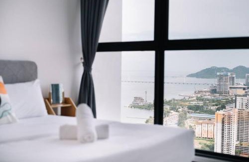 George Town Apartamento | Seaview Infinity Pool 3BR 2Carparks 8Pax