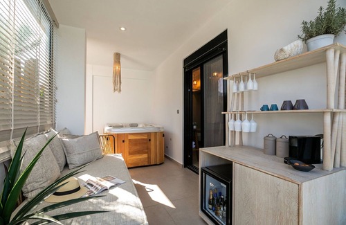 Katouna Villa | Prestige Lefkada Villa | Piscina Privada | Jacuzzi al aire libre | Vista al mar | Vasilikis