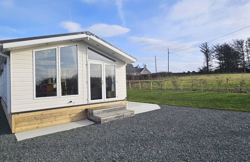 Cylch-Y-Garn Chalet De Esquí | chalet de temática náutica con vistas al mar 4 minutos de la Iglesia Bay Beach Anglesey