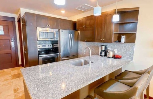 Barrio Los Faroles Condominio | Seaview Oasis: 1-BR Suite in Croc's casino resort
