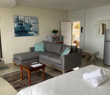 Mountainside Apartamento | Seaview Sunset Boutique Apartments - Solar powered