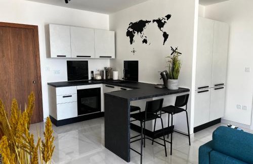 Qawra Apartamento | Seaview Three-O-Two