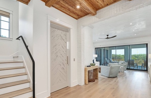 Seawalk Circle Casa | 🐚🐬 Seawalk Sanctuary | Private Beach Access | Rooftop Pool | 30A Views | Free Chair Service