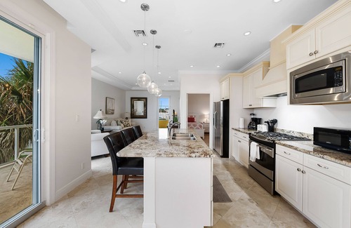 East Fort Lauderdale Villa | SEAWARD VILLAS, UNIT D, 2/2 OCEANFRONT PROPERTY