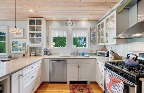 Southport Cabaña | Seawood Sunset Cottage: Southport Island