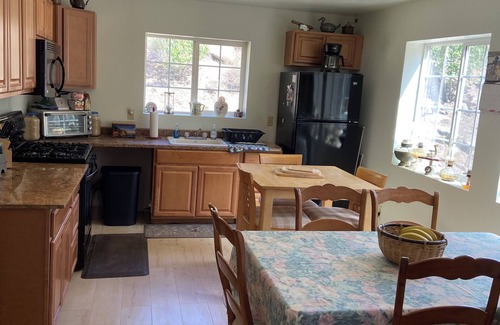 Fawnskin Cabina | Secluded 3-bedroom cabin in Fawnskin, Big Bear