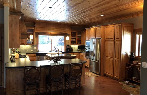 Markleeville Cabina | Cambio de colores River View 3 Bedroom + Man cave