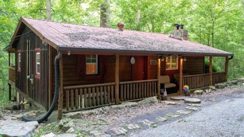 Smithville Casa | Secluded 3BR 1BA Cabin for Cozy Living