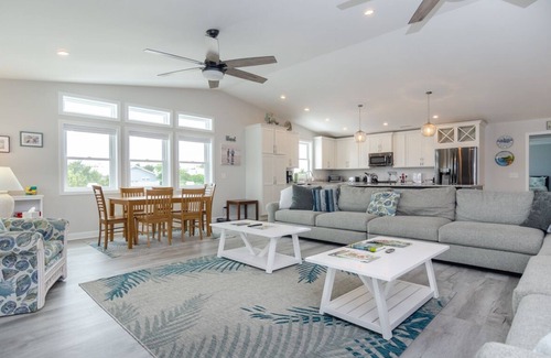 Shell Island Casa | Secluded 7BR home with EV charger and ocean views!
