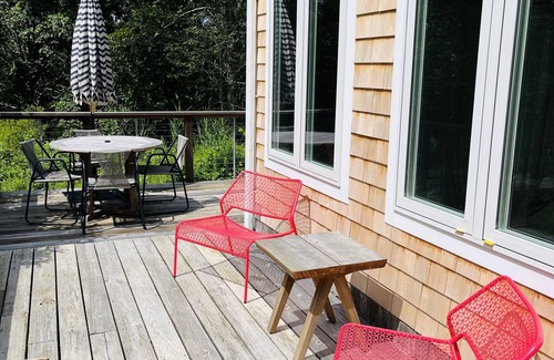 Aquinnah Casa | Secluded Aquinnah Cottage