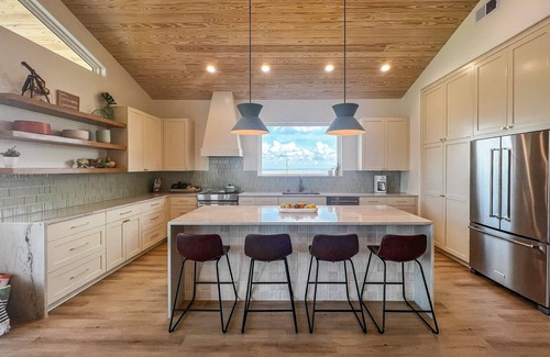 Indian Beach Casa | Secluded Bay House w/private pool, hot tub
