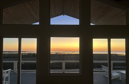 Indian Beach Casa | Secluded Bay House w/private pool, hot tub