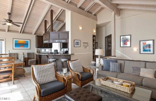 Mussel Shoals Casa | Secluded Beach House with Expansive Ocean Views