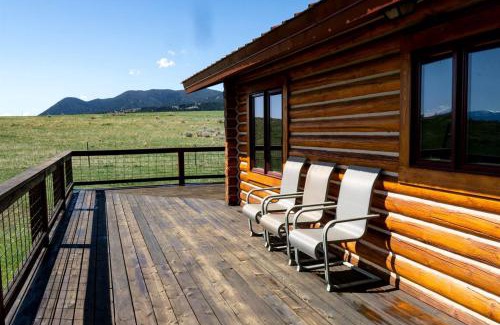 Harrison Casa | Secluded Cabin Rental for a Peaceful Vacation in Montana