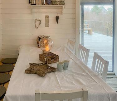 Lyngdal Casa | Secluded Cabin With A View And Ball Court