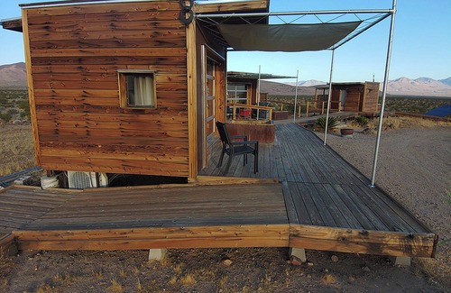 Ridgecrest Cabina | Secluded Desert House-Gateway to Death Valley