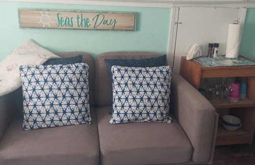 Hyannis Apartamento | Secluded-Entire 2nd floor Suite with Private Bath