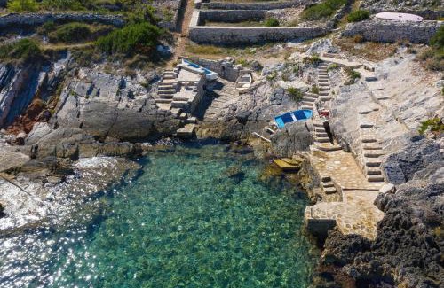 Vela Luka Casa | Secluded fisherman's cottage Cove Stiniva, Korcula - 11389