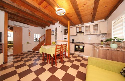 Tkon Casa | Secluded fisherman's cottage Cove Donje More, Pasman - 8413
