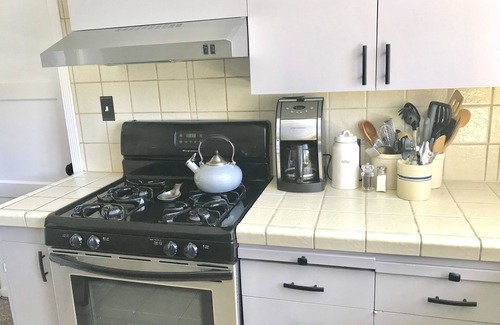 Avalon Casa | Retiro de jardín aislado convenientemente ubicado entre SFO y SF