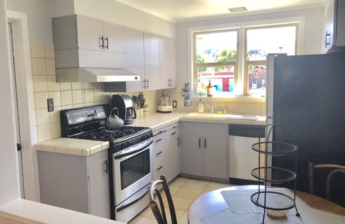Avalon Casa | Retiro de jardín aislado convenientemente ubicado entre SFO y SF