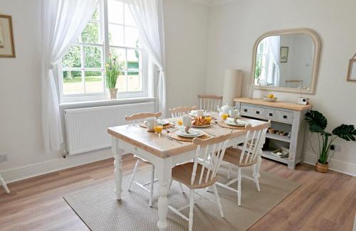 Raywell Casa | Secluded holiday cottage near the Wolds Way