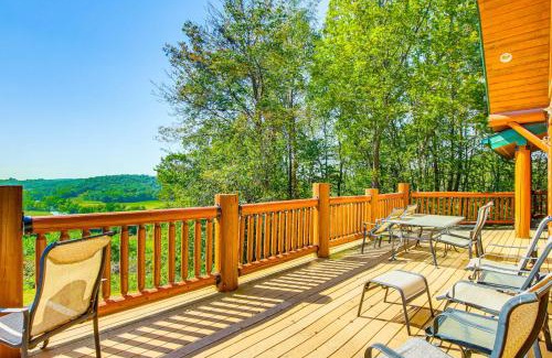 Eldorado Casa | Secluded Iowa Home Near Hiking and Fishing!