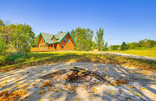 Eldorado Casa | Secluded Iowa Home Near Hiking and Fishing!